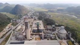 舉報(bào)！這家水泥廠快把山頭“削掉”一大半了！