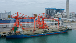 一次成功！紅獅集團(tuán)廣州港茂名碼頭卸船機(jī)成功試生產(chǎn)！