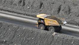 300噸級(jí)超級(jí)大礦車！“噸噸”來襲！